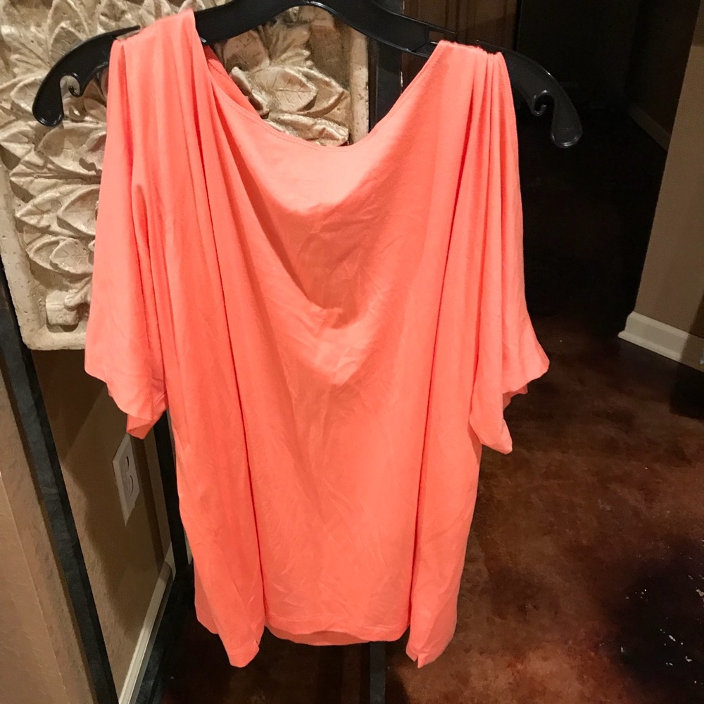 NWT Comfy USA boutique Top S